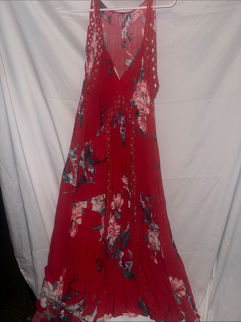 Red Floral Pleated Maxi Dress - Brand Unspecified